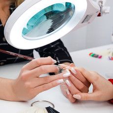 Лупа на струбцине REXANT, круглая, 5D, с подсветкой 72 SMD, сенсорный регулятор яркости, белая
